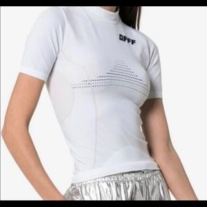 Off-white t-shirt size S